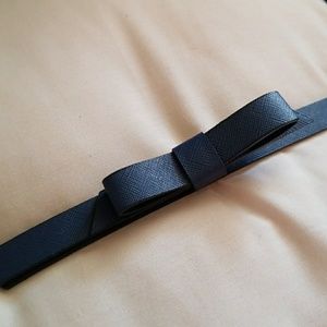 Navy belt with bow